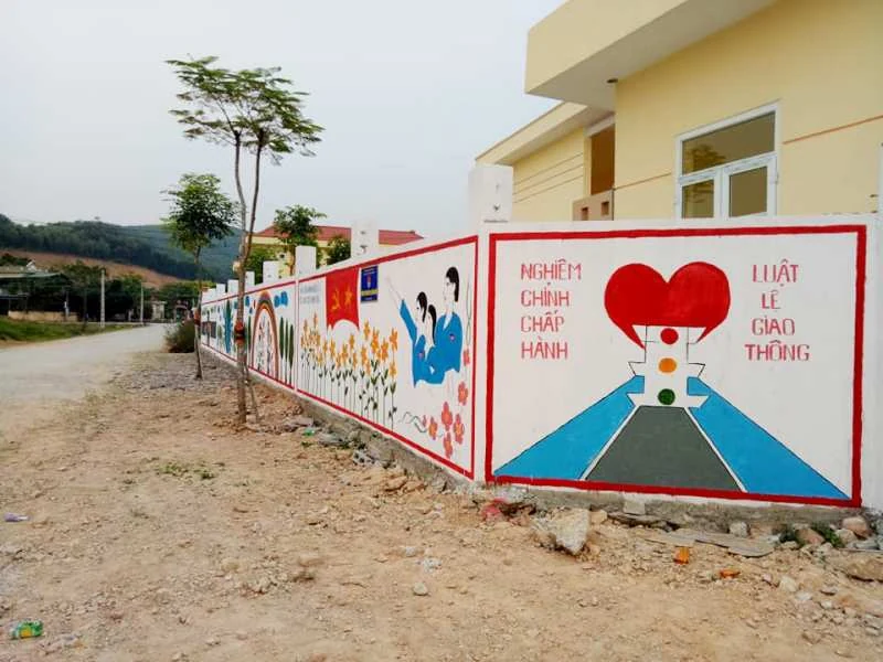 Hoằng Hóa: Triển khai “Đường tranh bích họa” trên phạm vi toàn huyện