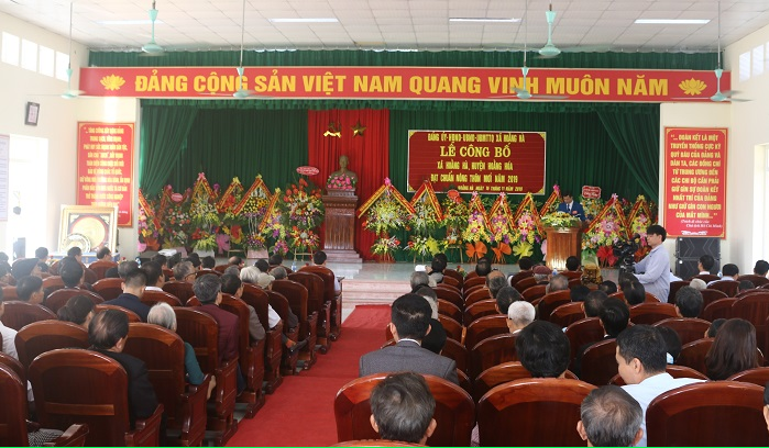 Xã Hoằng Hà (Hoằng Hóa) đón Bằng công nhận xã đạt chuẩn nông thôn mới