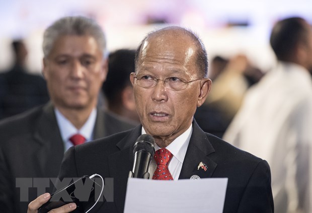 Bộ trưởng Lorenzana muốn dỡ bỏ thiết quân lập tại miền Nam Philippines