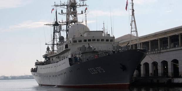 Mỹ và Canada thừa nhận theo dõi tàu chiến của hải quân Nga