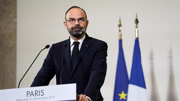 Thủ tướng Pháp cương quyết thúc đẩy kế hoạch cải cách hưu trí