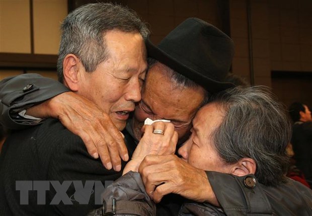 Hàn Quốc: Hàng ngàn người gia đình ly tán chết mà chưa gặp thân nhân