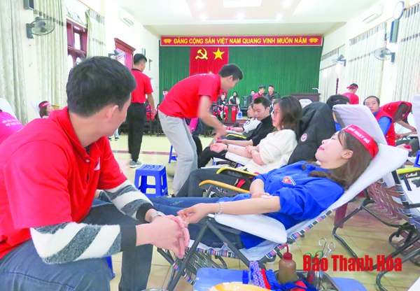 Sức trẻ tình nguyện vì cộng đồng