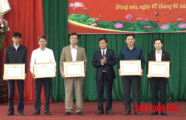 Đảng bộ huyện Đông Sơn chú trọng việc đánh giá, xếp loại chất lượng tổ chức đảng, đảng viên