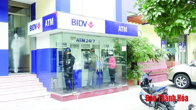 Bảo đảm hoạt động thông suốt của các máy rút tiền tự động