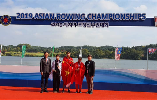 Khen thưởng các VĐV, HLV đạt thành tích năm 2019
