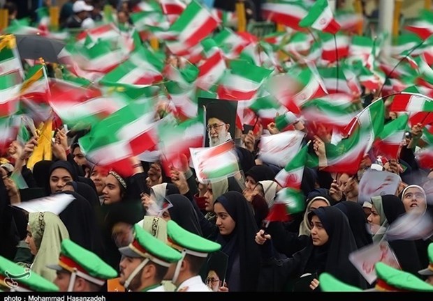 Tuần hành khắp đất nước Iran kỷ niệm 41 năm Cách mạng Hồi giáo