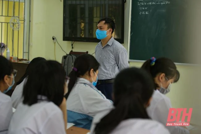 Thanh Hóa: Tuyển dụng 305 viên chức làm giáo viên các trường THPT công lập