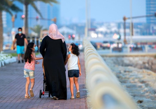 Thủ đô UAE ban hành lệnh cấm đi lại giữa các thành phố trực thuộc