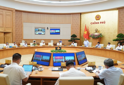 Thủ tướng chủ trì họp Thường trực Chính phủ về phòng chống COVID-19