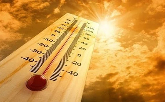Nắng nóng diện rộng ở các tỉnh từ Thanh Hóa đến Thừa Thiên Huế