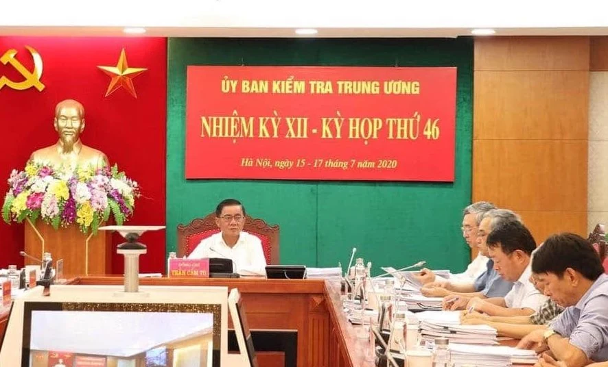 Ủy ban Kiểm tra Trung ương kỷ luật, đề nghị thi hành kỷ luật nhiều cán bộ