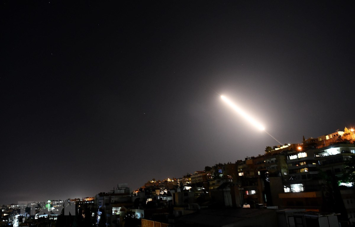 Lực lượng phòng không Syria đánh chặn nhiều tên lửa nhằm vào Damascus