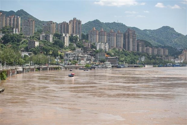 Trung Quốc sơ tán hơn 100.000 người dân do lũ lụt trên sông Dương Tử