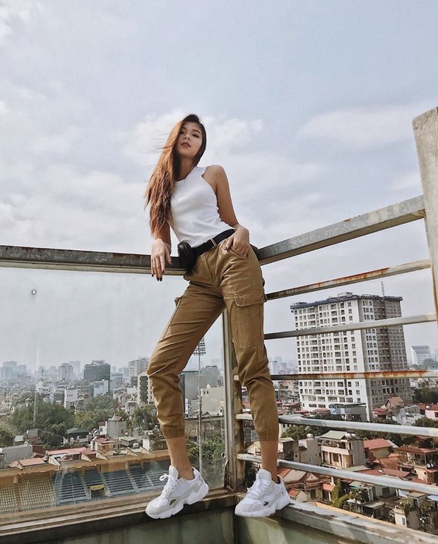 Châu Bùi, Ninh Dương Lan Ngọc đọ street style cùng dàn sao Việt