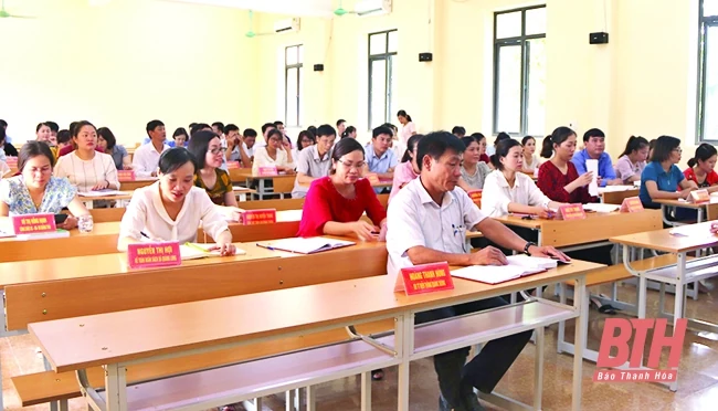 Những khó khăn trong công tác bồi dưỡng lý luận chính trị cho đảng viên