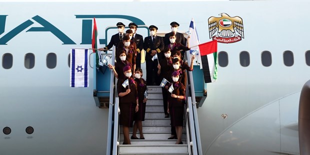 Chuyến bay thương mại đầu tiên được thực hiện từ UAE tới Israel
