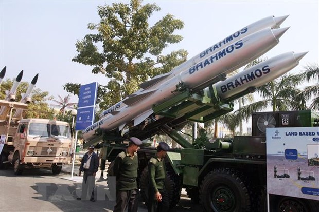 Ấn Độ thử thành công tên lửa hành trình siêu thanh BrahMos