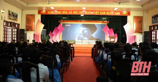 Trường THPT Dân tộc nội trú tỉnh xây dựng môi trường không khói thuốc