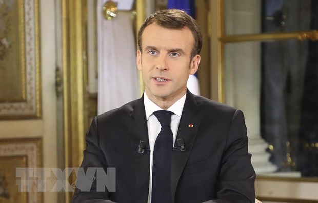 Tổng thống Pháp trưng cầu ý dân đưa cam kết về khí hậu vào Hiến pháp