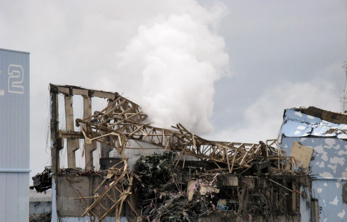 Việc dọn dẹp đống đổ nát ở nhà máy Fukushima bị trì hoãn do COVID-19