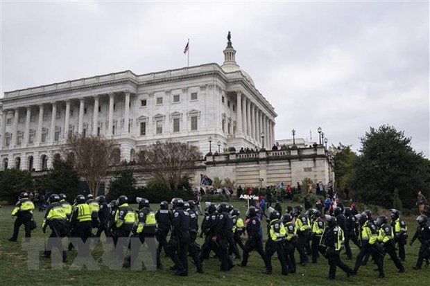Mỹ: Một cảnh sát thiệt mạng trong vụ bạo loạn tại trụ sở Quốc hội
