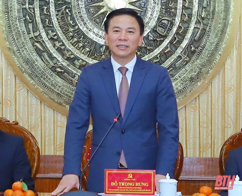 Tỉnh ủy, HĐND, UBND, Ủy ban MTTQ tỉnh gặp mặt đội ngũ trí thức, văn nghệ sĩ và báo chí, xuất bản