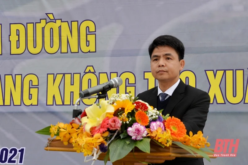 Ra quân xây dựng các công trình giao thông đầu năm