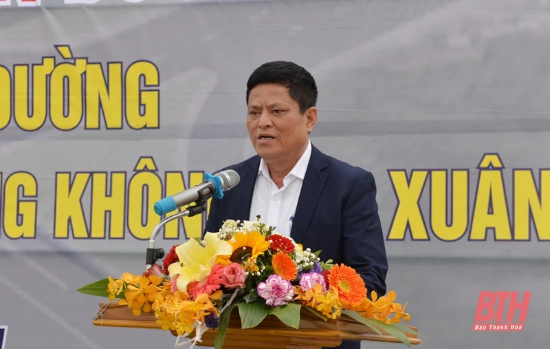 Ra quân xây dựng các công trình giao thông đầu năm