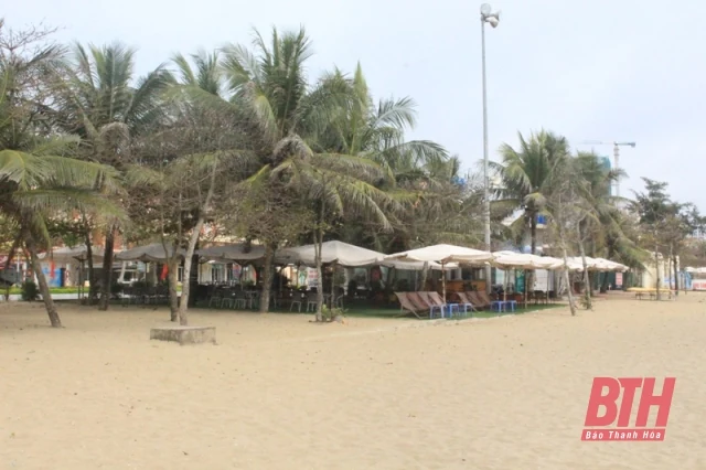 Sầm Sơn vắng khách trong những ngày đầu xuân mới