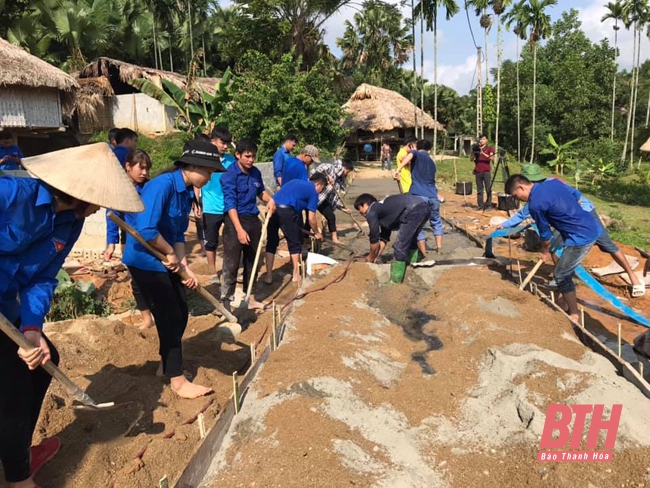 Tuổi trẻ huyện Lang Chánh chung sức xây dựng nông thôn mới