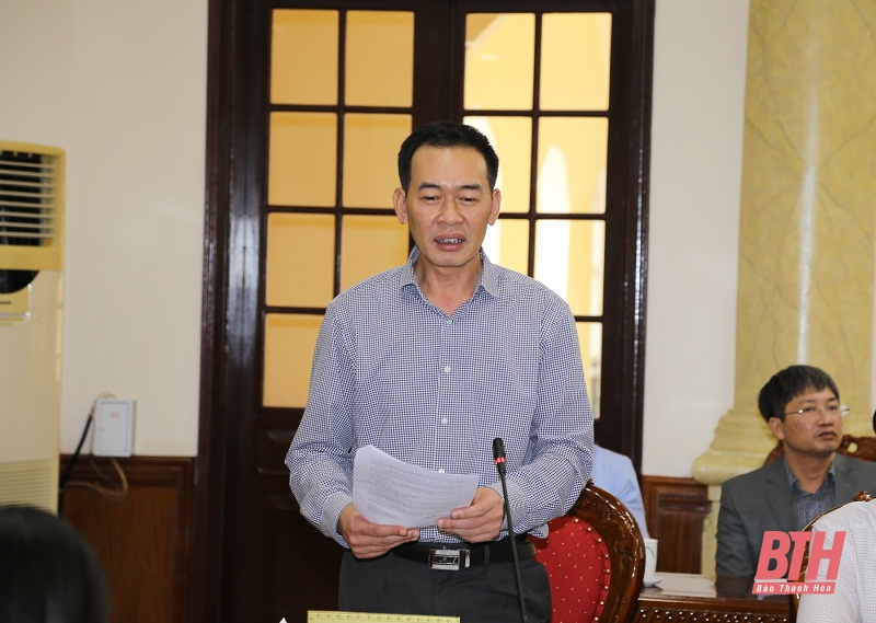 Thường trực Tỉnh ủy bàn kế hoạch xây dựng nhà ở cho các gia đình khó khăn trên địa bàn huyện Mường Lát
