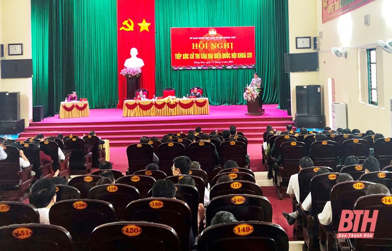 Đoàn đại biểu Quốc hội tỉnh Thanh Hóa tiếp xúc cử tri huyện Đông Sơn