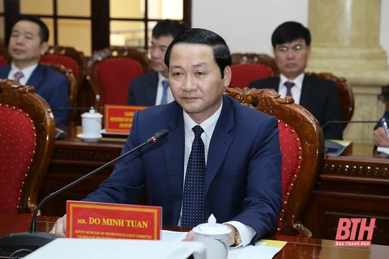 Đồng chí Bí thư Tỉnh ủy và Chủ tịch UBND tỉnh tiếp, làm việc với Tổng Giám đốc Tổ hợp Samsung Việt Nam