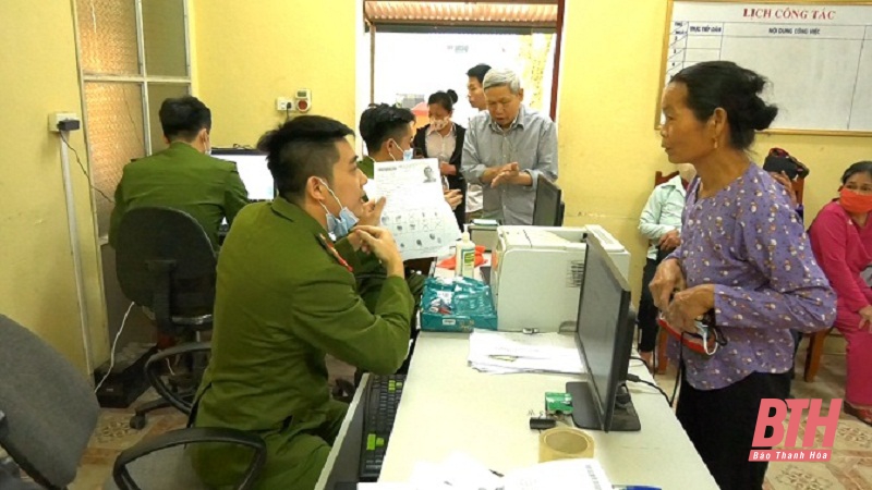 Huyện Lang Chánh thu nhận trên 6.000 hồ sơ cấp thẻ căn cước công dân gắn chíp