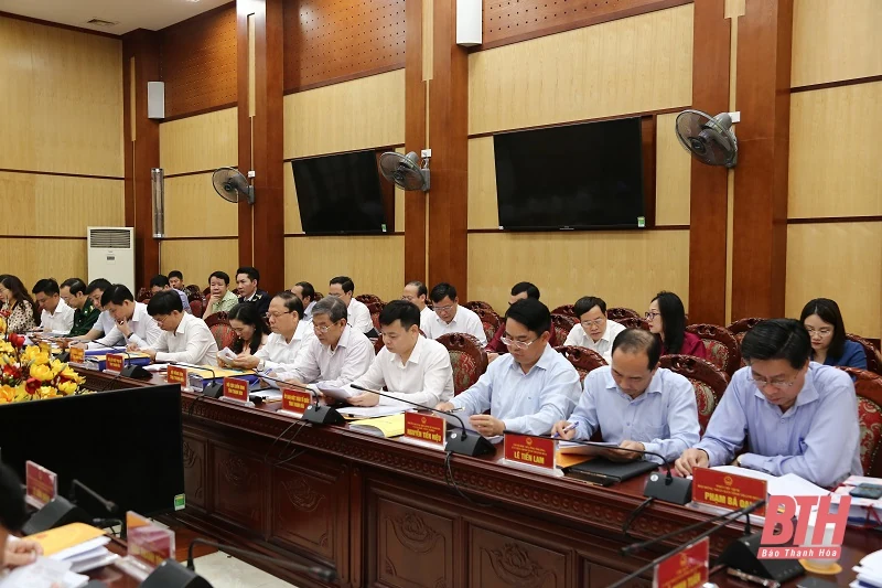 UBND tỉnh họp thường kỳ tháng 3-2021: Đánh giá tình hình phát triển kinh tế - xã hội quý I năm 2021 và thảo luận nhiều nội dung quan trọng
