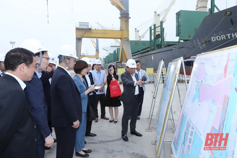 Ngài Yamada Takio, Đại sứ đặc mệnh toàn quyền Nhật Bản tại Việt Nam thăm và làm việc tại tỉnh Thanh Hóa