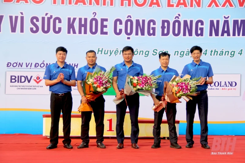 Giải việt dã Báo Thanh Hóa “Chạy vì sức khỏe cộng đồng” lần thứ XXV - năm 2021: Đánh dấu bước phát triển mạnh mẽ, vì sự nghiệp TDTT tỉnh nhà