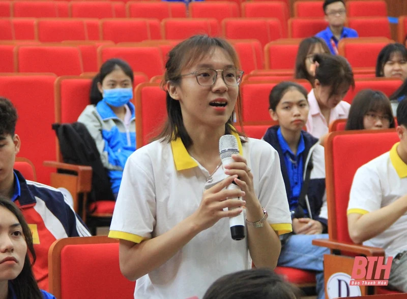 Hội thảo “Thanh niên sáng tạo, khởi nghiệp từ rác thải nhựa - Vì một tương lai xanh” và Trại sáng kiến “Hành động nhỏ - thay đổi lớn”