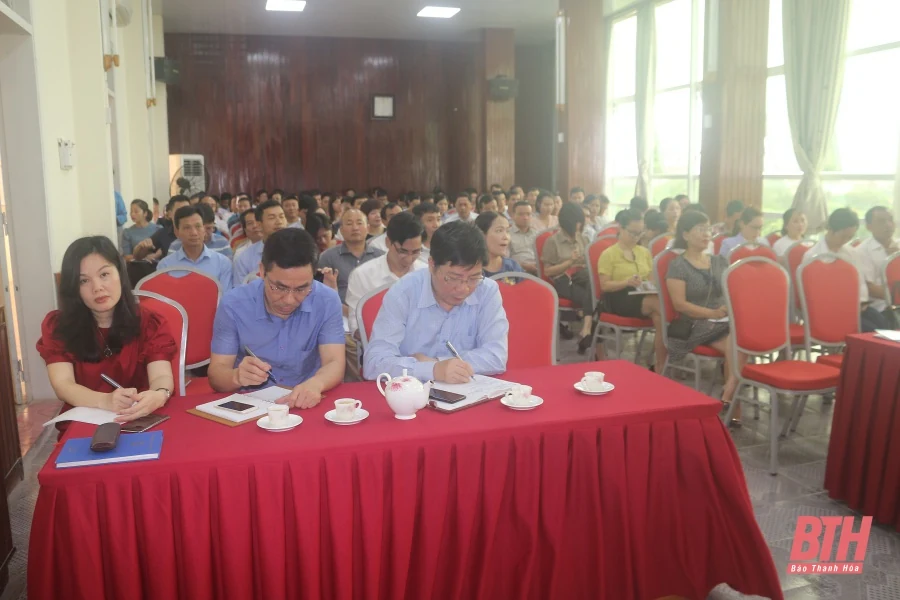 Bồi dưỡng nghiệp vụ cho cán bộ Công đoàn cơ sở