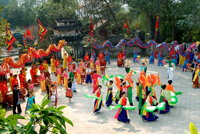 Bộ Văn hóa, Thể thao và Du lịch yêu cầu các địa phương tạm dừng các hoạt động lễ hội