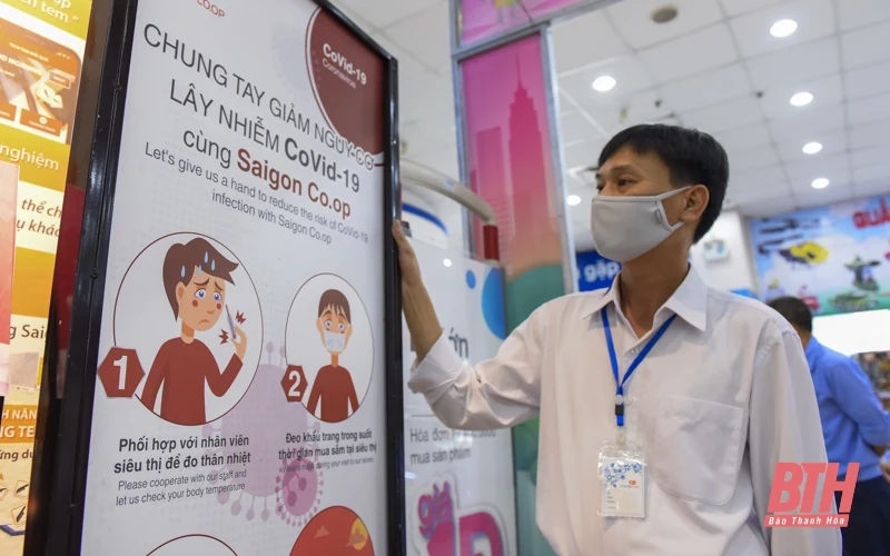 Đẩy mạnh phòng, chống dịch COVID-19 tại các siêu thị, trung tâm thương mại