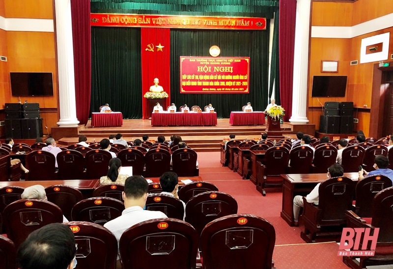 Ứng cử viên đại biểu HĐND tỉnh tiếp xúc cử tri, vận động bầu cử tại huyện Quảng Xương