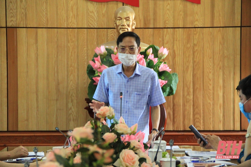 Phó Chủ tịch UBND tỉnh Đầu Thanh Tùng kiểm tra công tác bầu cử ĐBQH khóa XV và HĐND các cấp nhiệm kỳ 2021-2026 tại huyện Hoằng Hóa