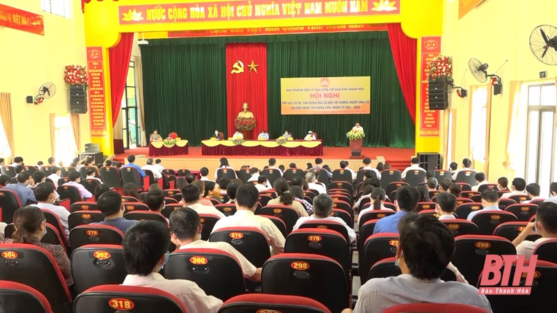 Ứng cử viên HĐND tỉnh tiếp xúc cử tri huyện Thạch Thành