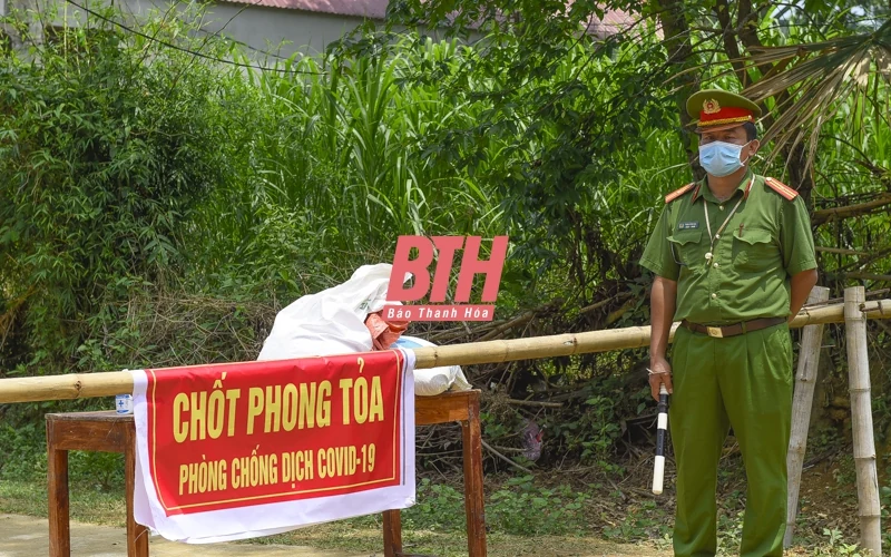 Thanh Hóa phong tỏa các hộ dân gần nhà bệnh nhân dương tính với SARS-COV-2 tại Ngọc Lặc