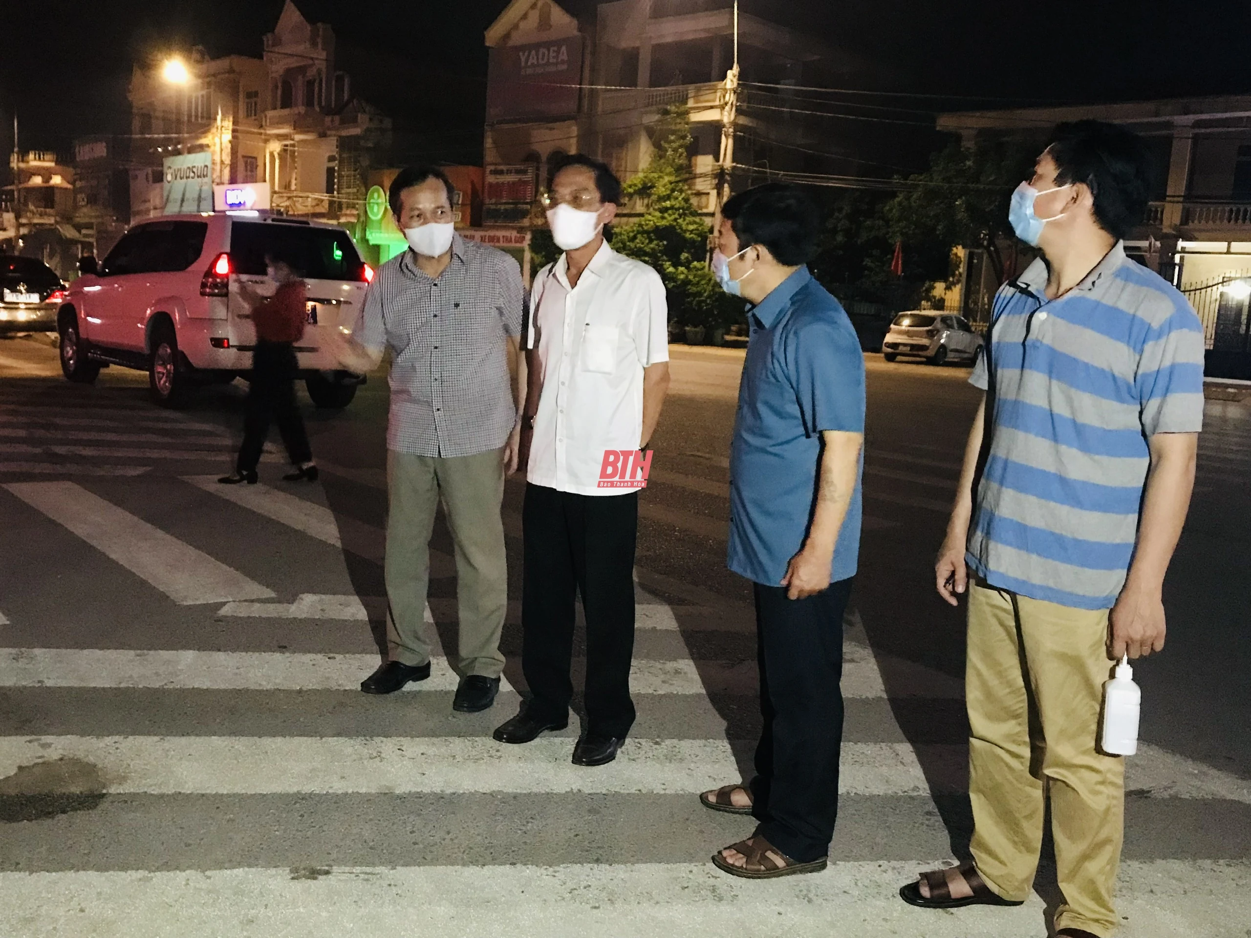 Phó Chủ tịch UBND tỉnh Đầu Thanh Tùng chỉ đạo công tác phòng chống dịch COVID-19 tại Hoằng Hoá