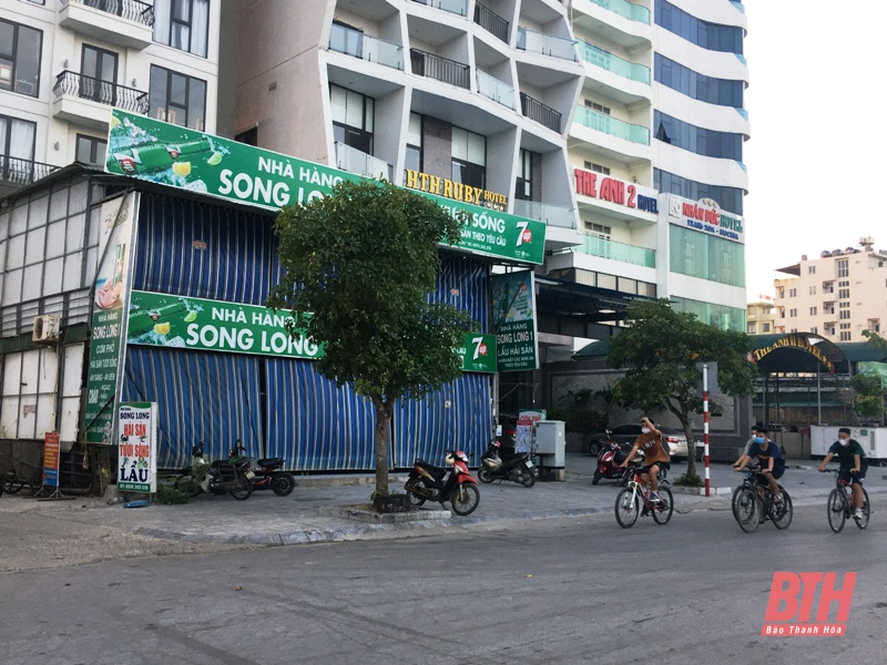 Vắng khách, nhiều khách sạn, nhà hàng tại thành phố Sầm Sơn tạm thời đóng cửa