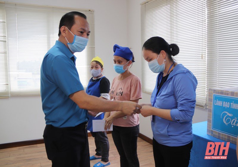 Phòng, chống dịch COVID-19 tại doanh nghiệp có đông công nhân lao động