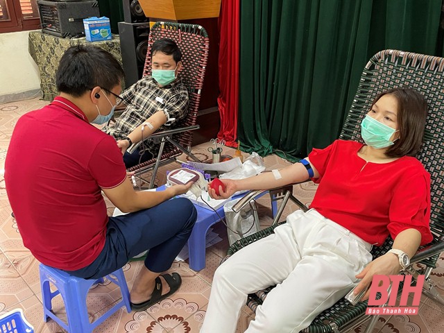 Khởi động chương trình “Hành trình đỏ - Kết nối dòng máu Việt năm 2021
